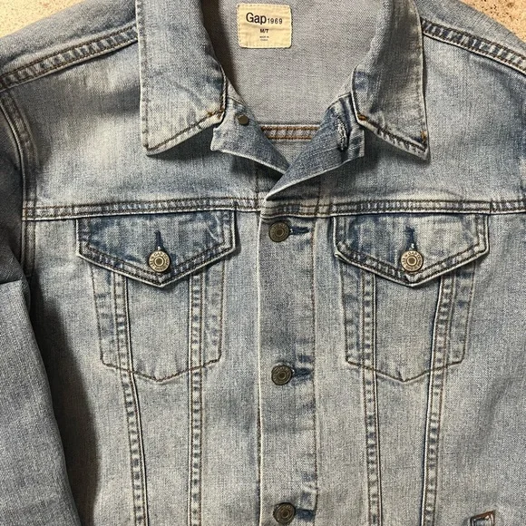 GAP Icon Denim Jacket with Washwell Size M